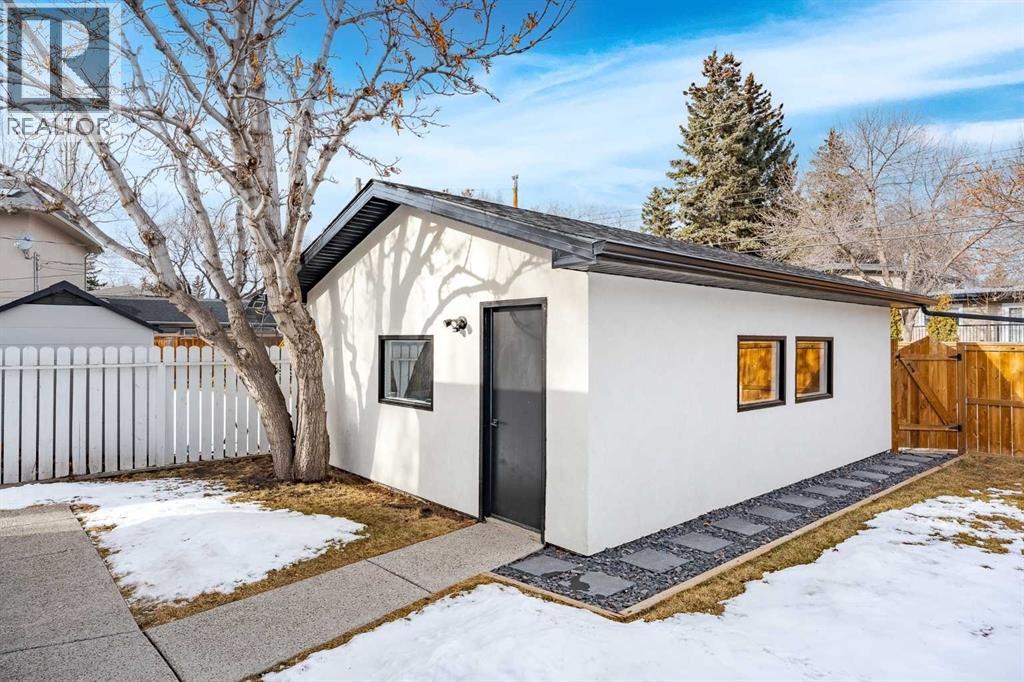 Single Family House Bungalow for Sale in  Brentwood Boulevard NW Brentwood Calgary 