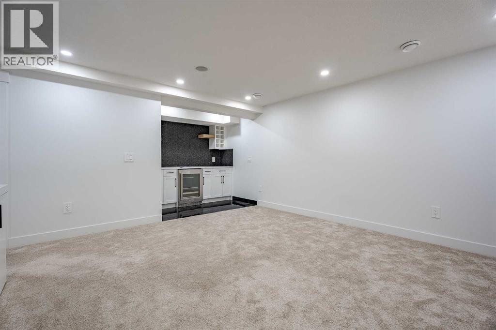 Single Family House Bungalow for Sale in  Brentwood Boulevard NW Brentwood Calgary 