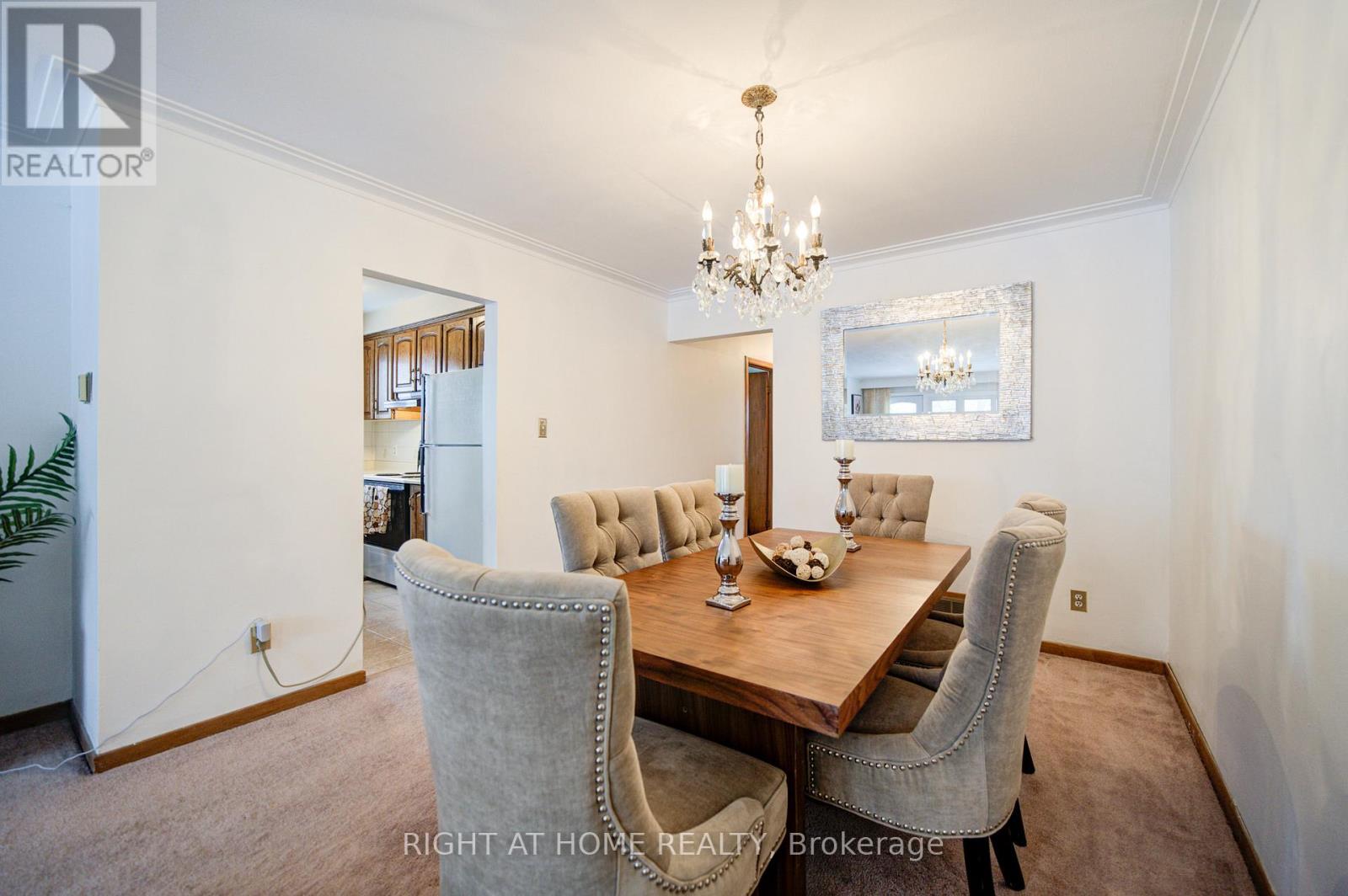 14 CASTLEBURY CRESCENT - 9
