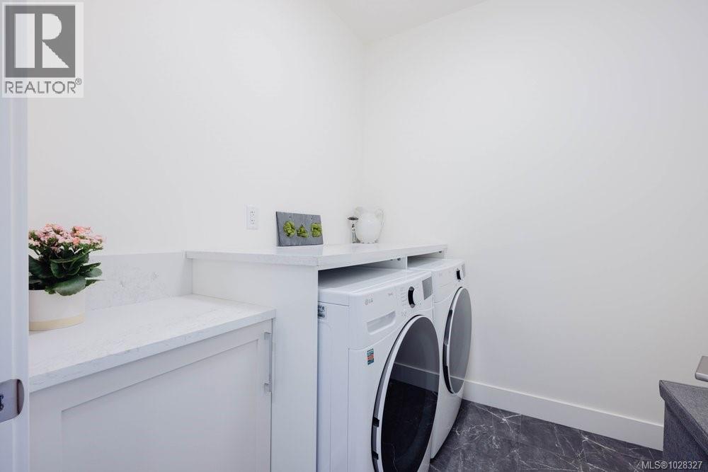 1399 SANDSTONE LANE - 32