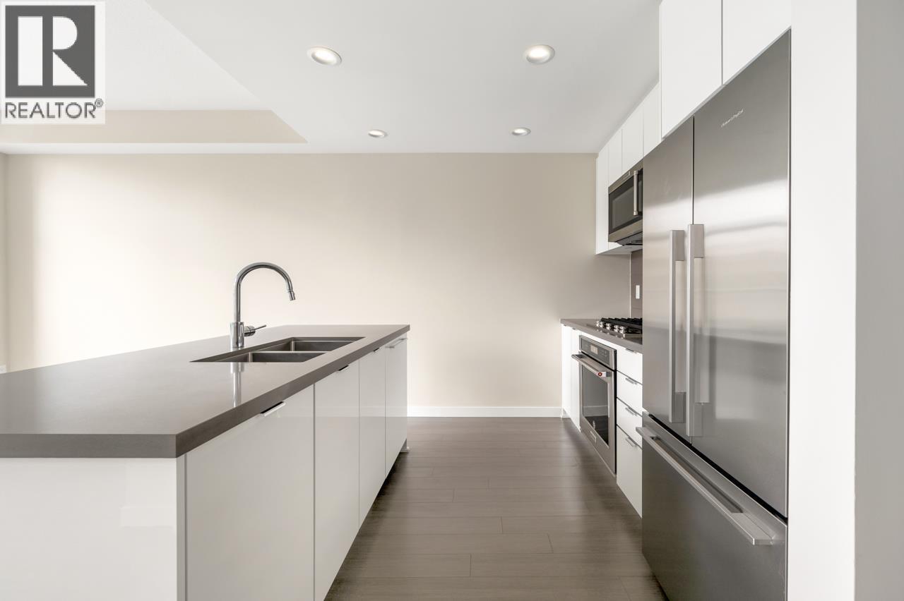 417 255 W 1ST STREET, North Vancouver