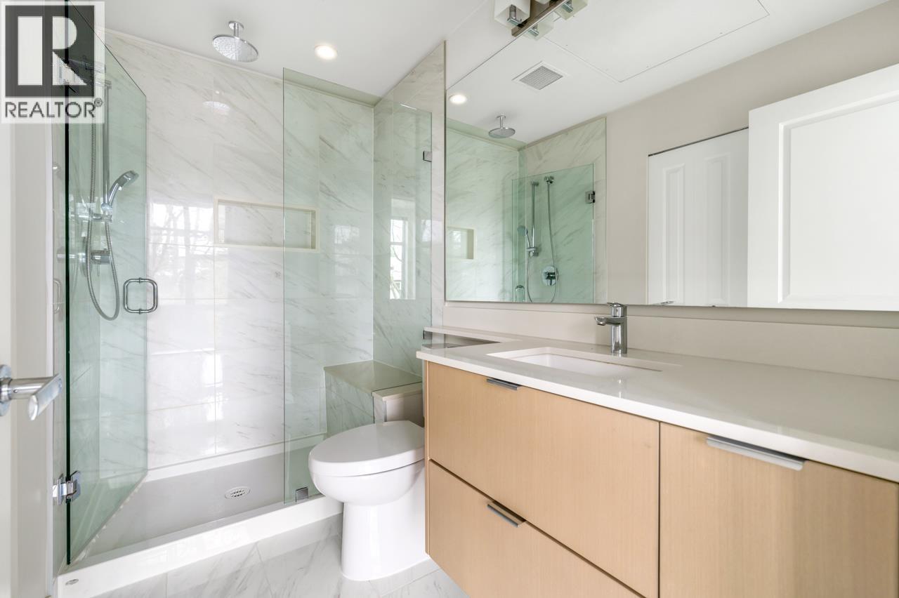 417 255 W 1ST STREET, North Vancouver