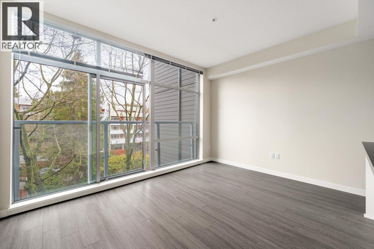 417 255 W 1ST STREET, North Vancouver