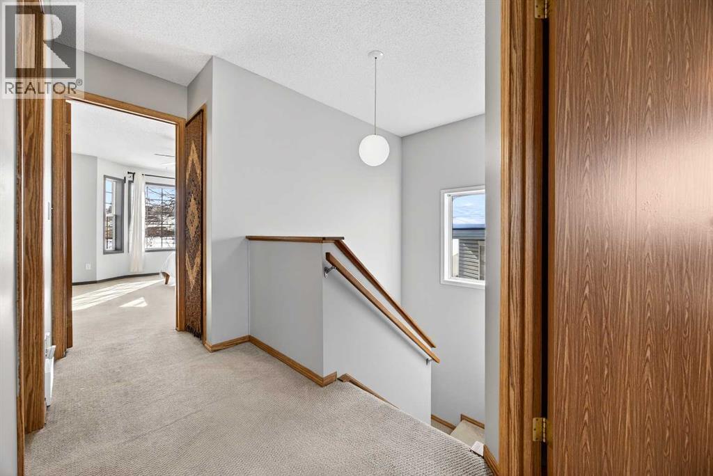 Single Family House for Sale in  Hidden Valley Drive NW Hidden Valley Calgary 