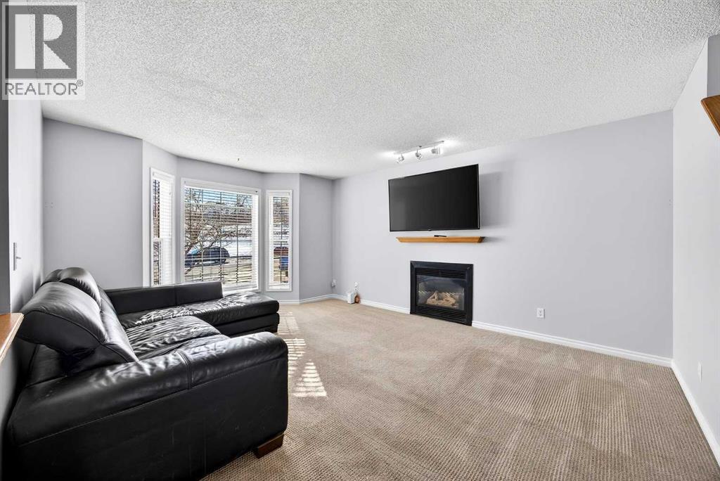 Single Family House for Sale in  Hidden Valley Drive NW Hidden Valley Calgary 