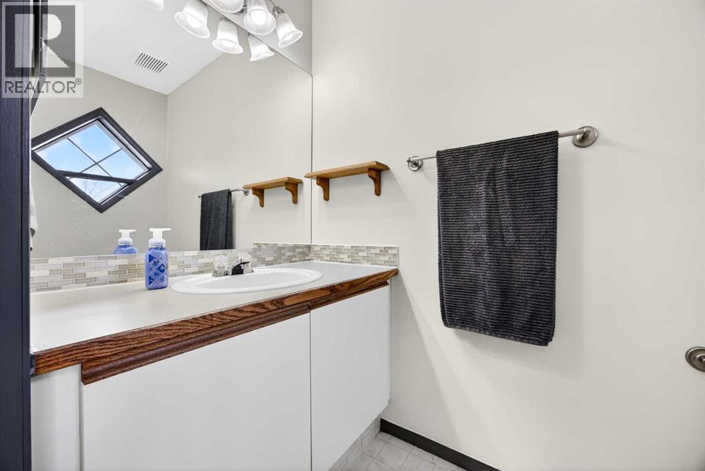 Single Family House for Sale in  Hidden Valley Drive NW Hidden Valley Calgary 