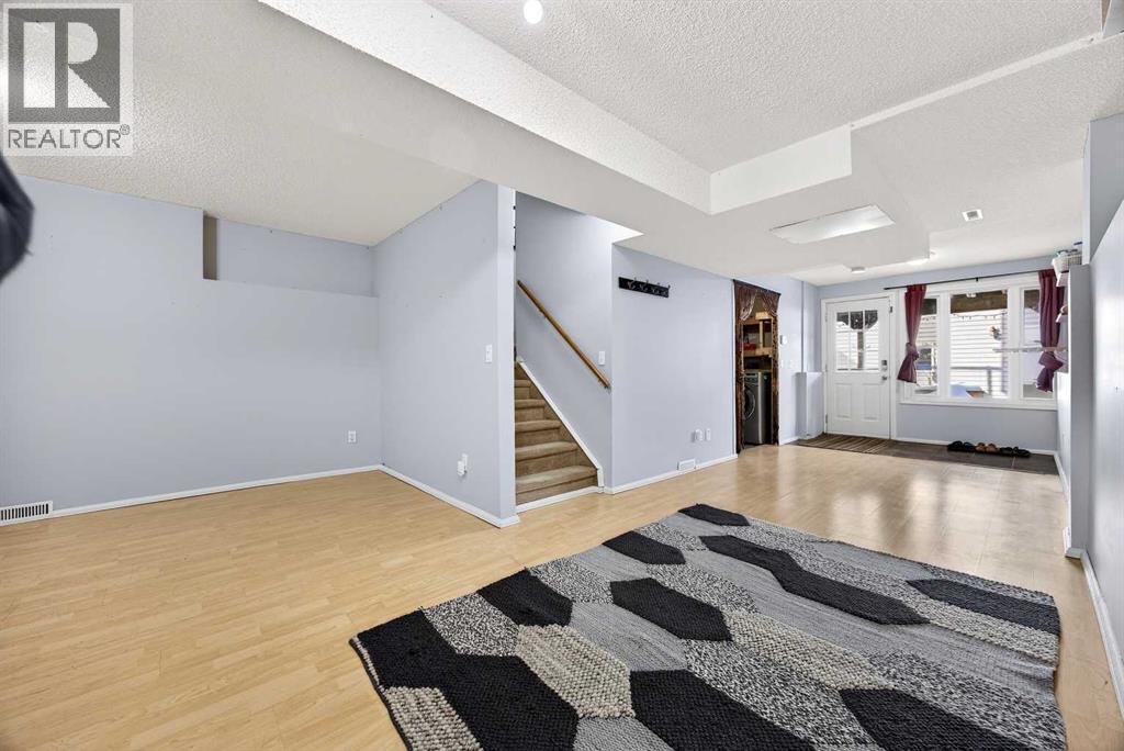 Single Family House for Sale in  Hidden Valley Drive NW Hidden Valley Calgary 