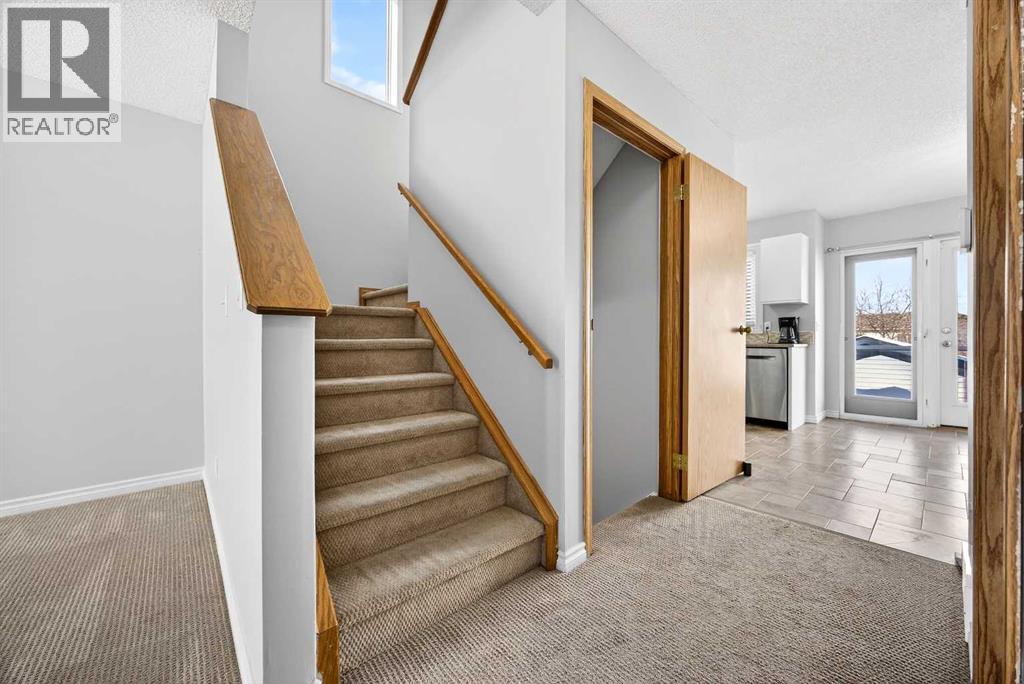 Single Family House for Sale in  Hidden Valley Drive NW Hidden Valley Calgary 