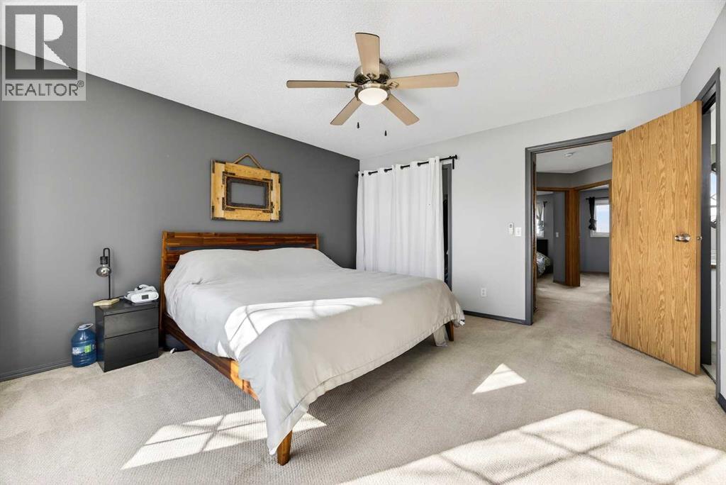 Single Family House for Sale in  Hidden Valley Drive NW Hidden Valley Calgary 