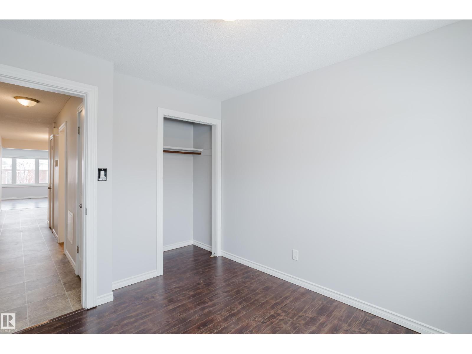 Single Family House Bungalow for Sale in /   ST NW Edmonton 