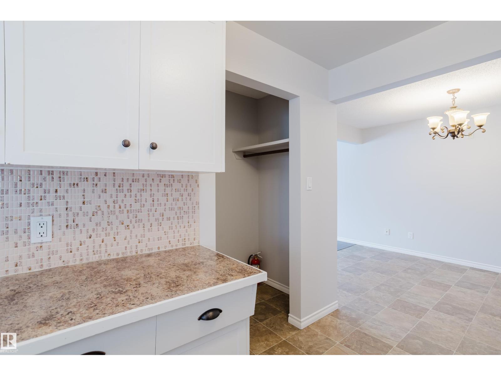 Single Family House Bungalow for Sale in /   ST NW Edmonton 