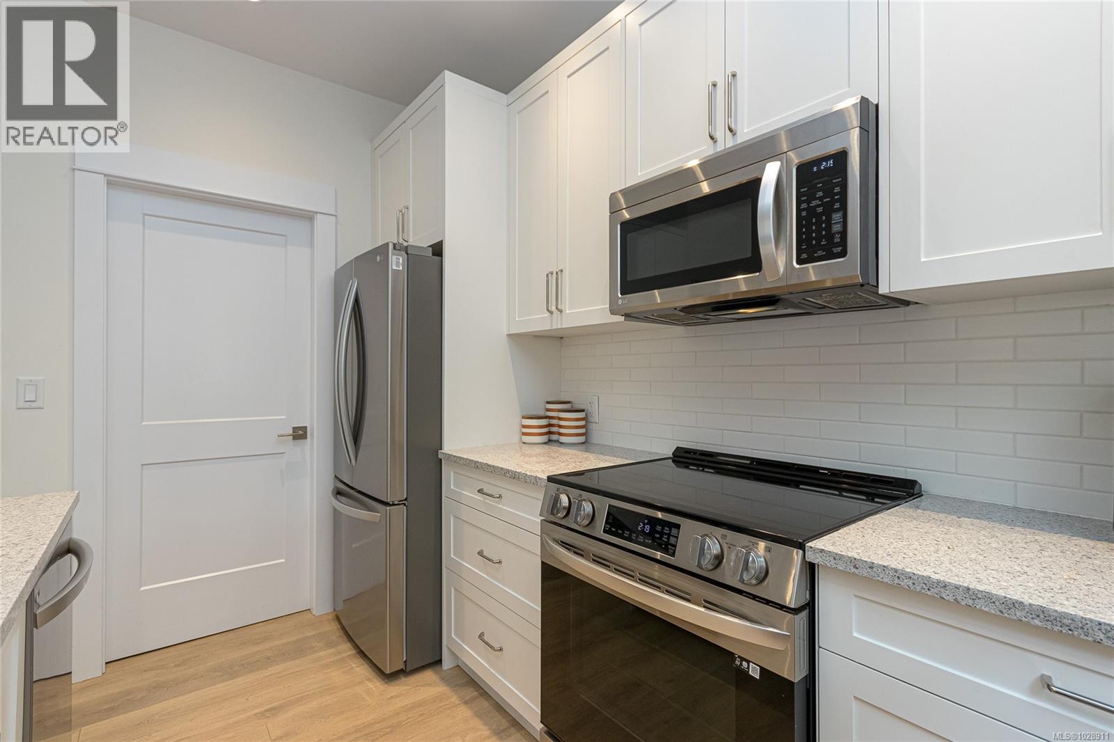 6 945 Pembroke Street, Victoria