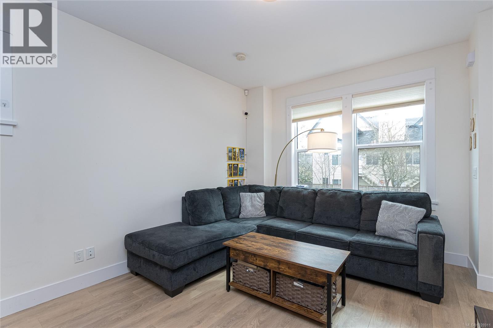 6 945 Pembroke Street, Victoria