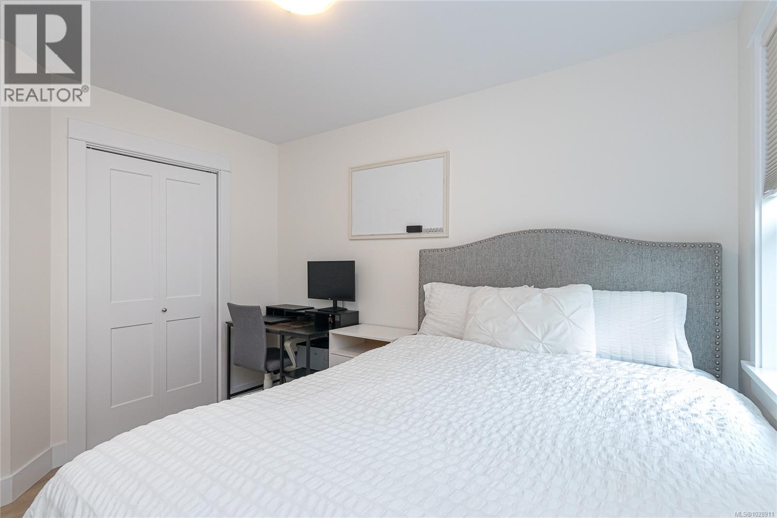 6 945 Pembroke Street, Victoria