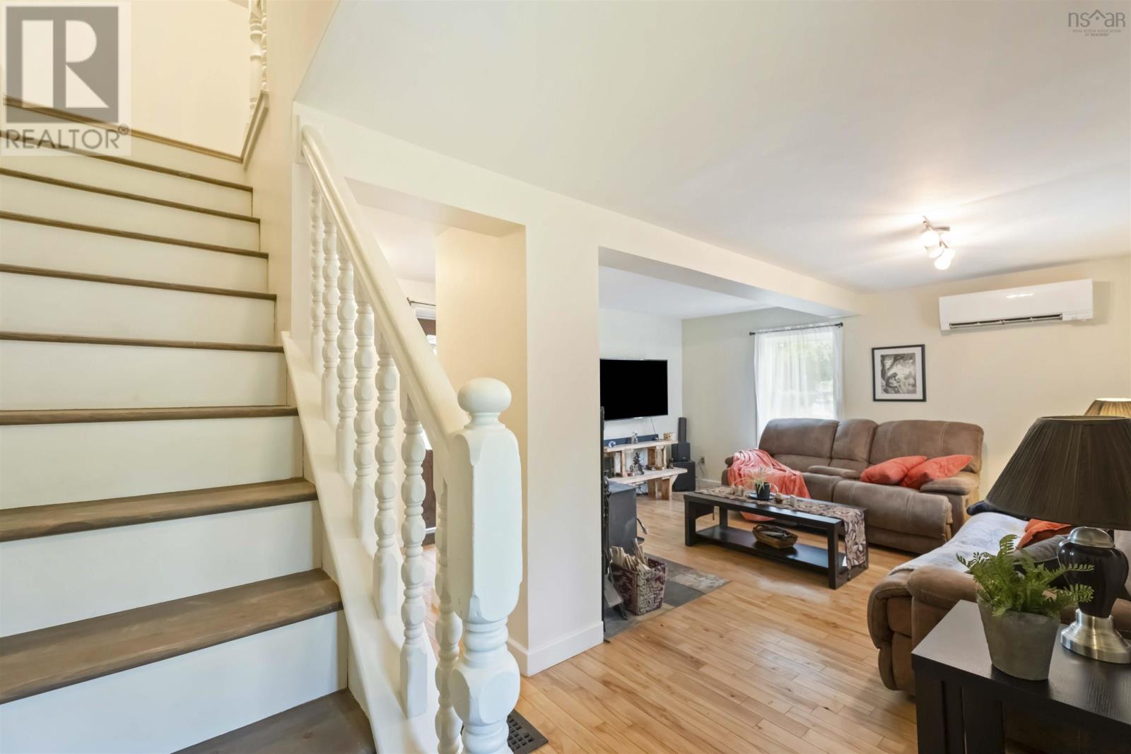 Property 18 of 51 of 2203 Highway 1