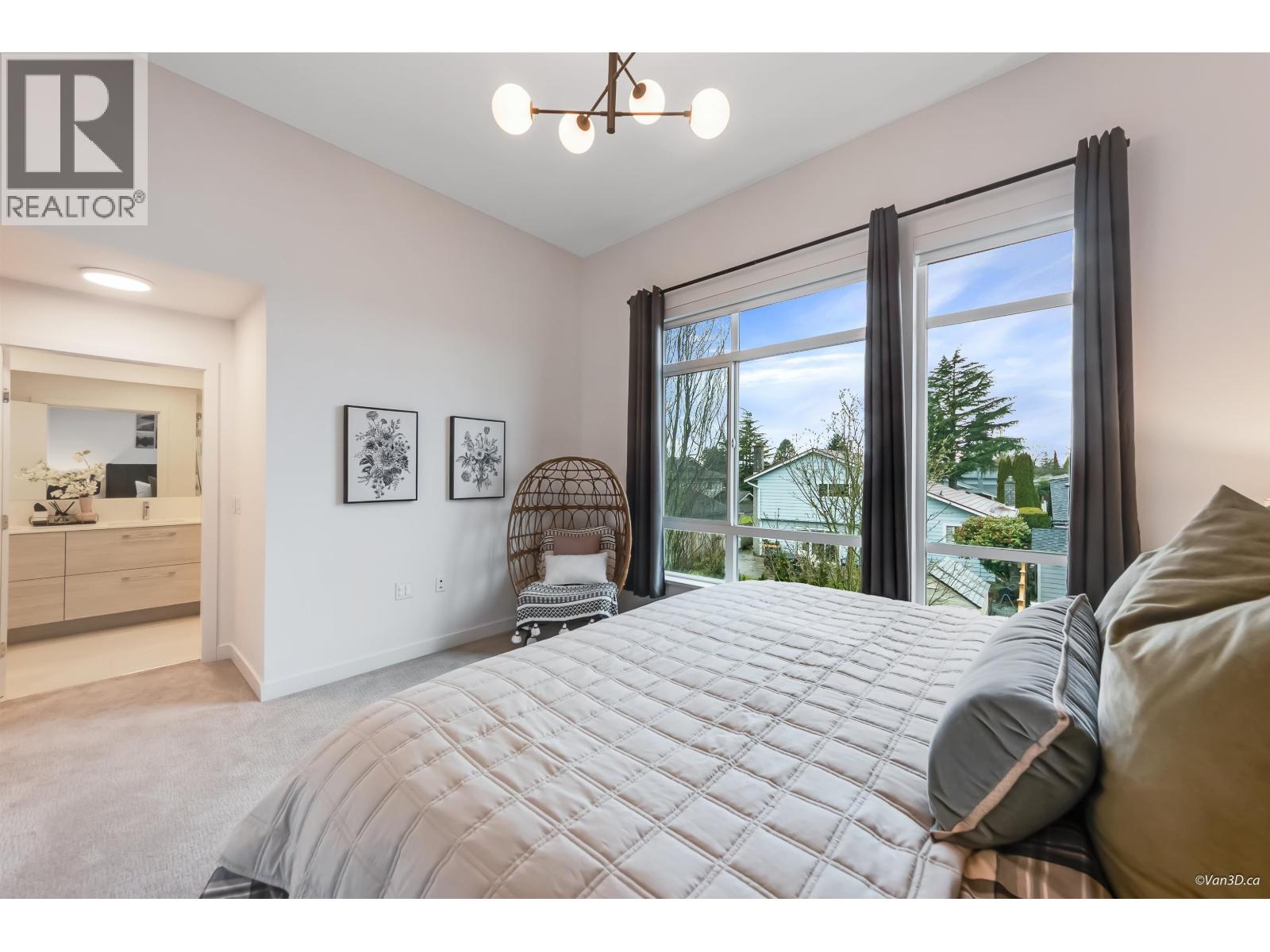 #25-10511 NO. 5 Road, Richmond