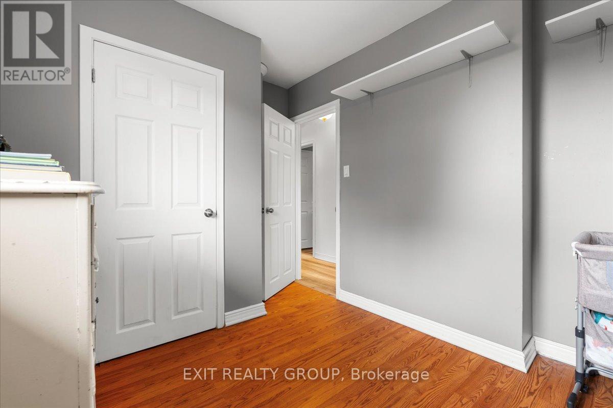 29 BARRY ROAD - 21