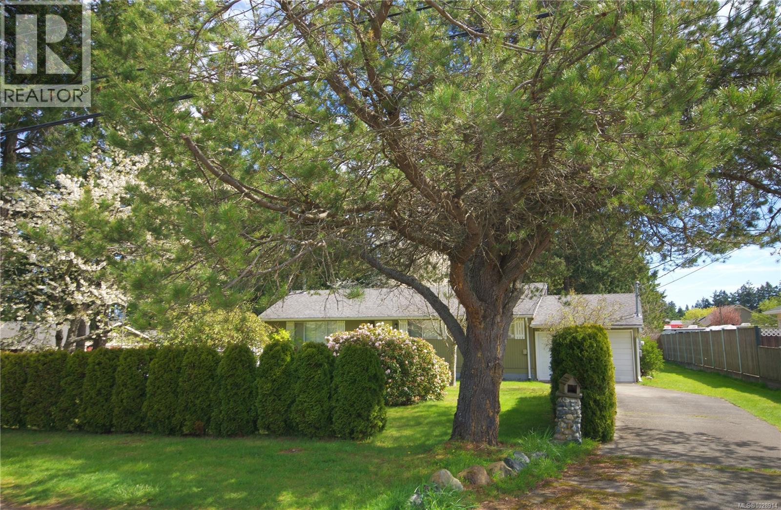 603 Johnstone Rd, Parksville