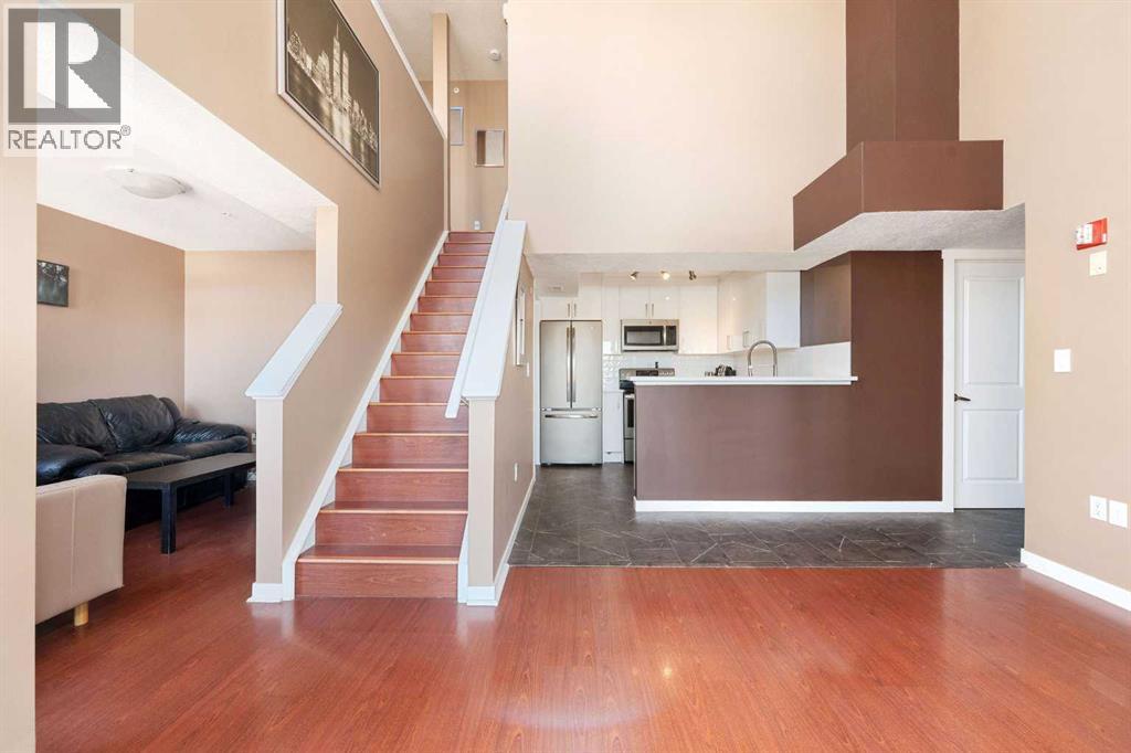 Single Family House Loft for Sale in    Avenue SW Sunalta Calgary 