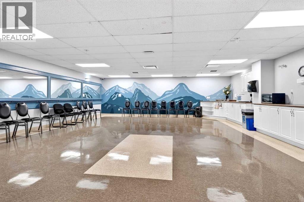 Single Family House for Sale in   Rocky Vista Park NW Rocky Ridge Calgary 