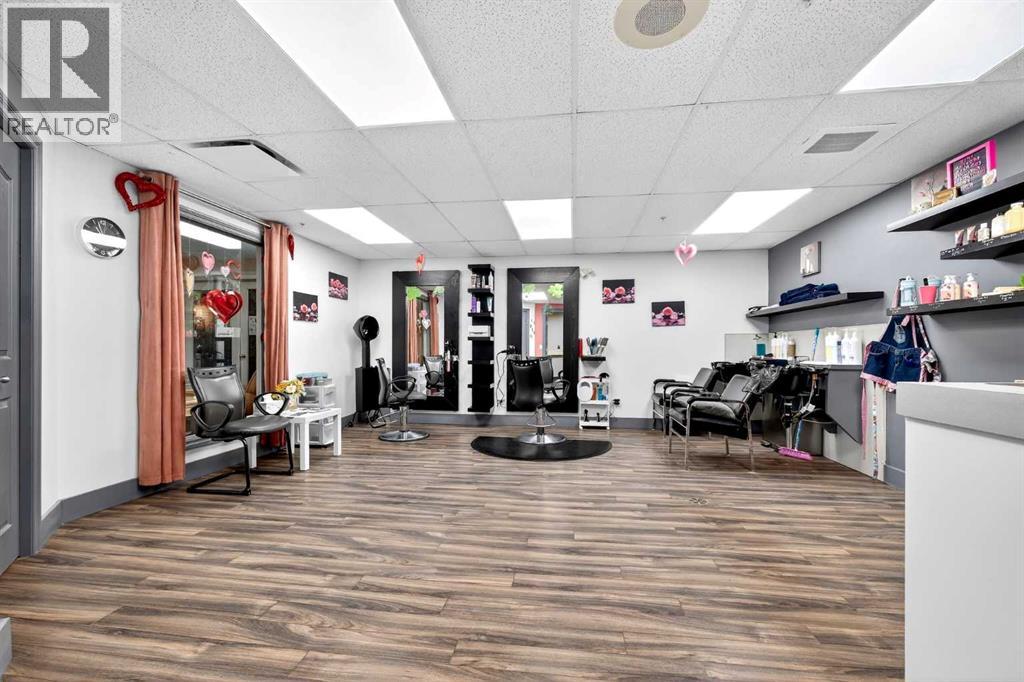 Single Family House for Sale in   Rocky Vista Park NW Rocky Ridge Calgary 