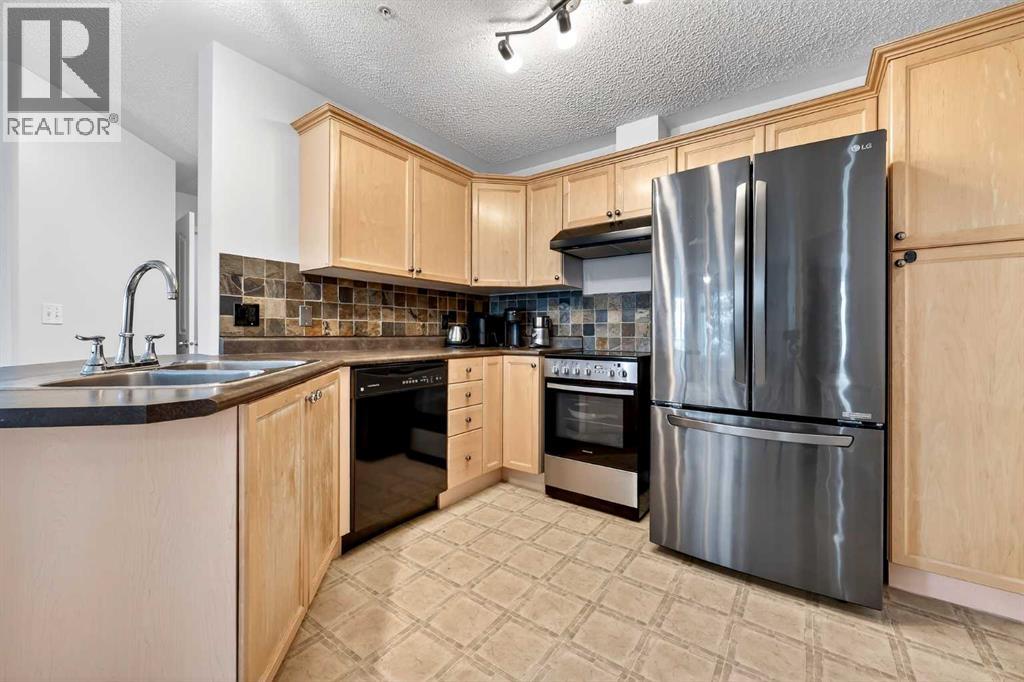 #332 369 ROCKY VISTA PARK NW - 8