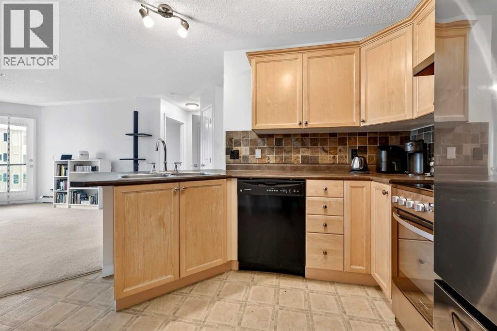 #332 369 ROCKY VISTA PARK NW - 9