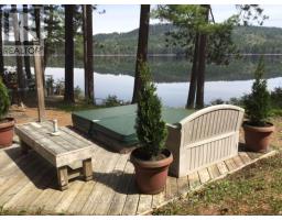 35692 Hwy 17, Laurentian Hills, ON K0J1P0 Photo 46