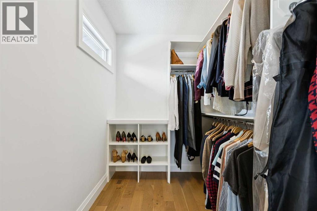 Single Family House for Sale in  Lake Bonavista Green SE Lake Bonavista Calgary 