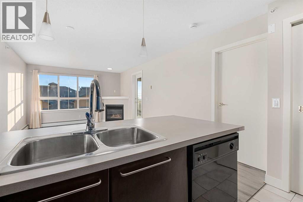 Single Family House for Sale in   Richard Court SW Lincoln Park Calgary 