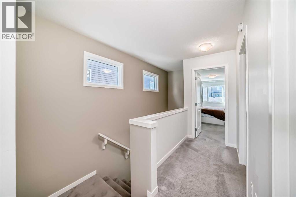 Single Family House for Sale in  Tekarra Drive NW Glacier Ridge Calgary 