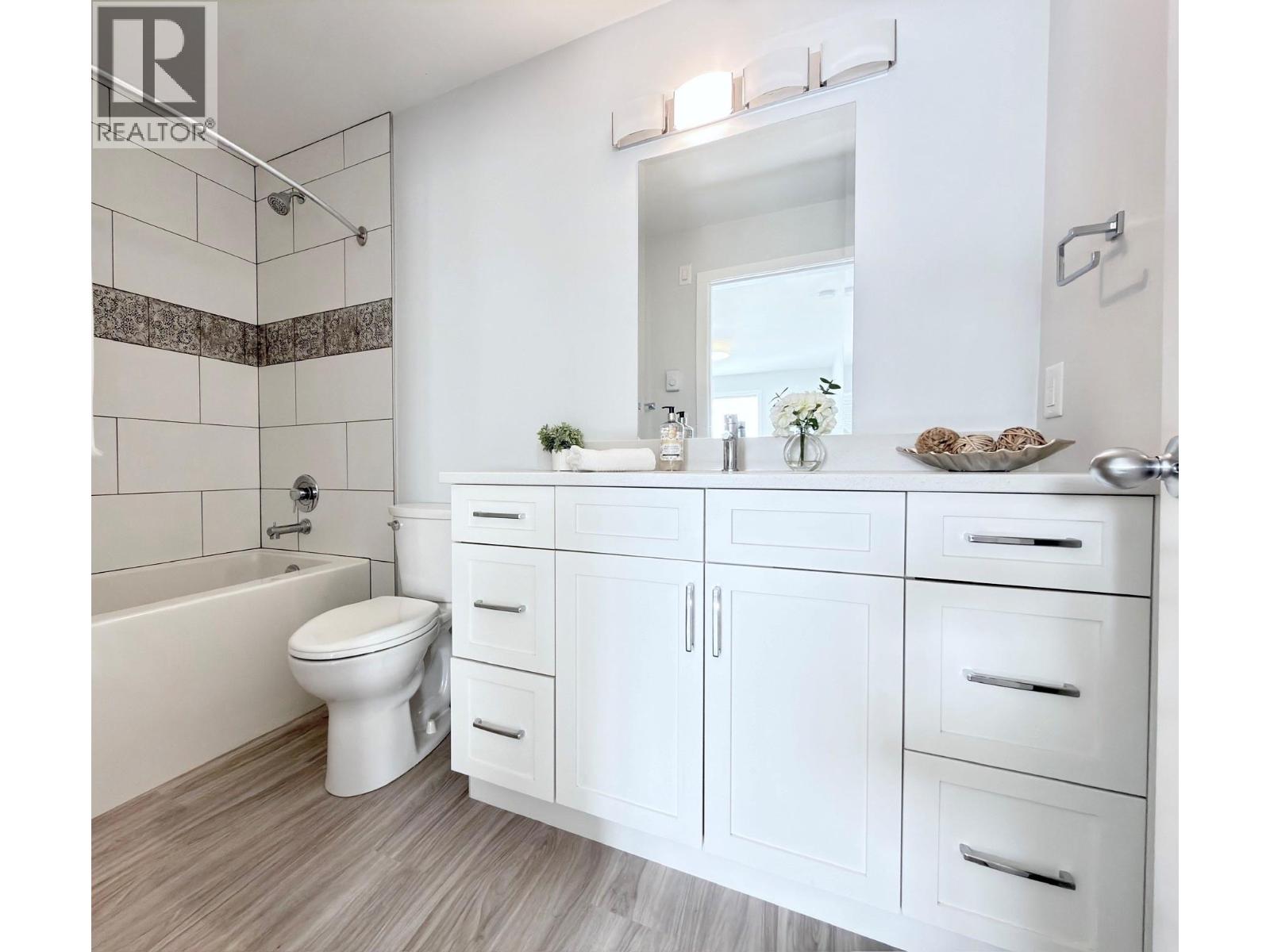 361 DOUGLAS Avenue, Penticton