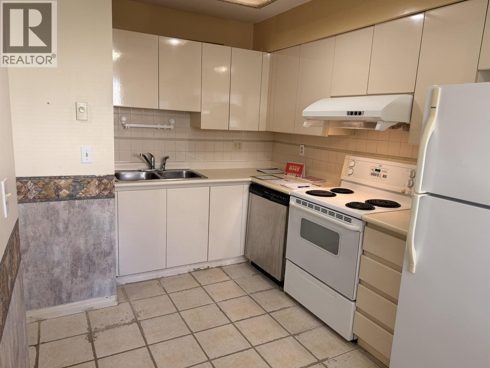 5 7184 STRIDE AVENUE, Burnaby