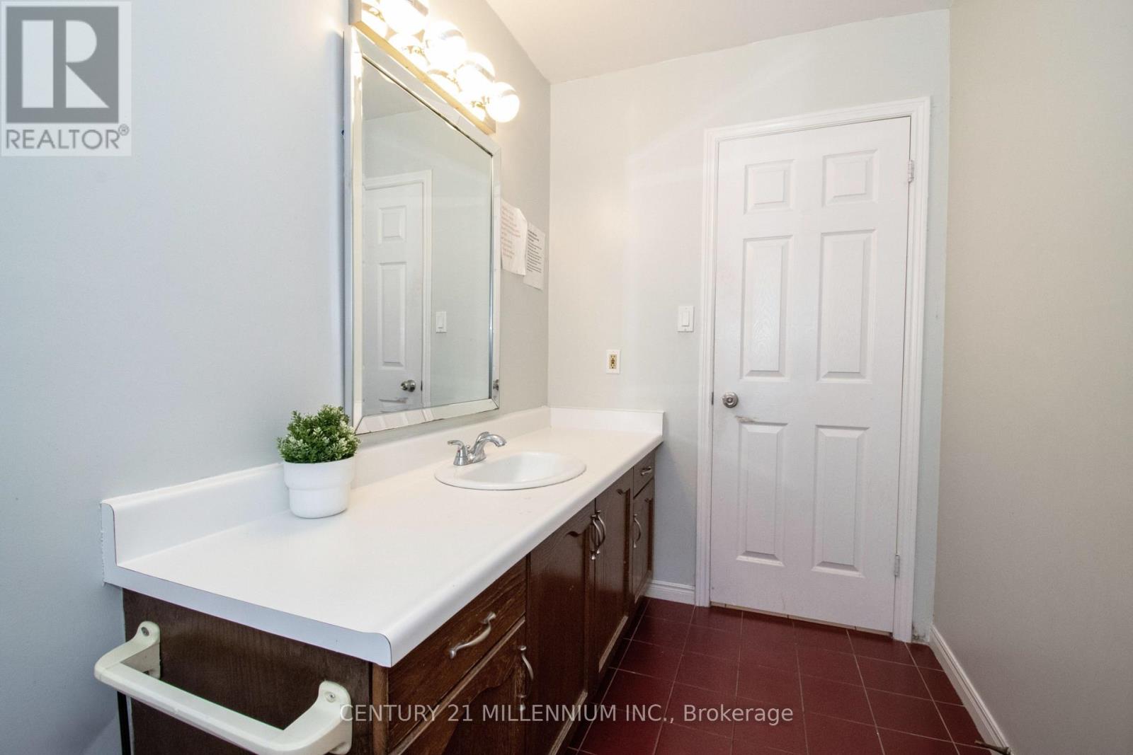 3 COLLEGE PARK DRIVE - 22