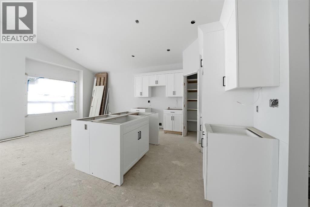 8 Henner's Place, Lacombe