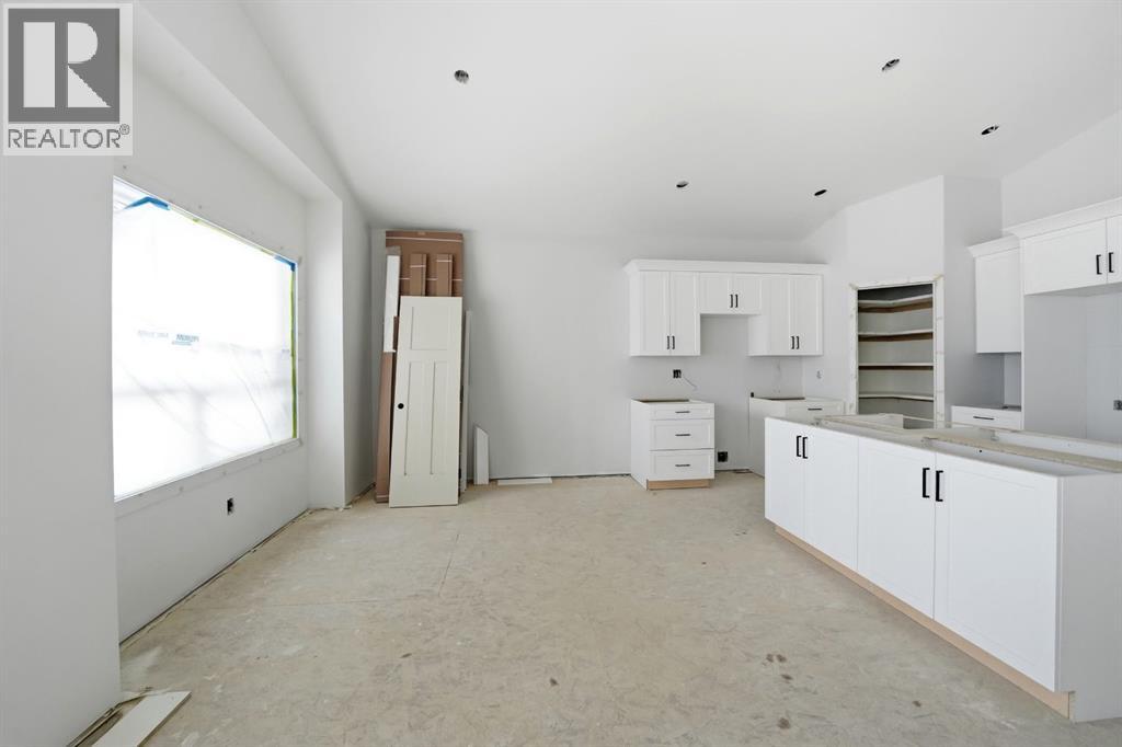 8 Henner's Place, Lacombe