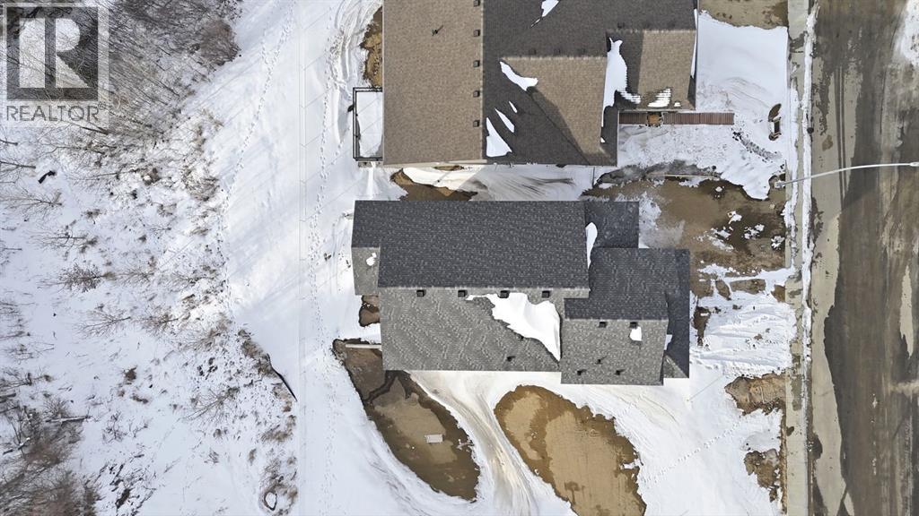 8 Henner's Place, Lacombe