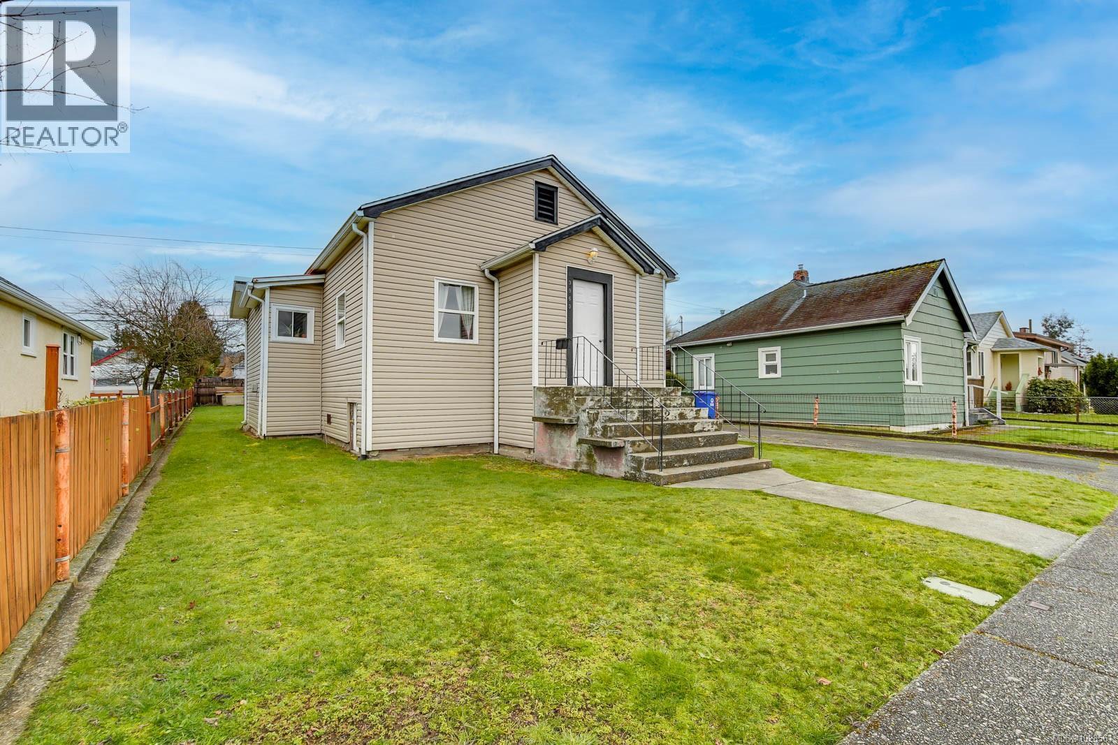 3963 9th Ave, Port Alberni