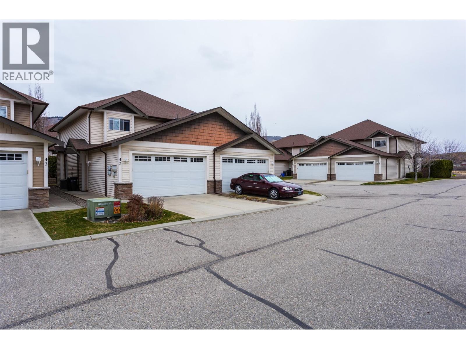 100 Palmer Road Unit# 42 Lot# 42, Vernon