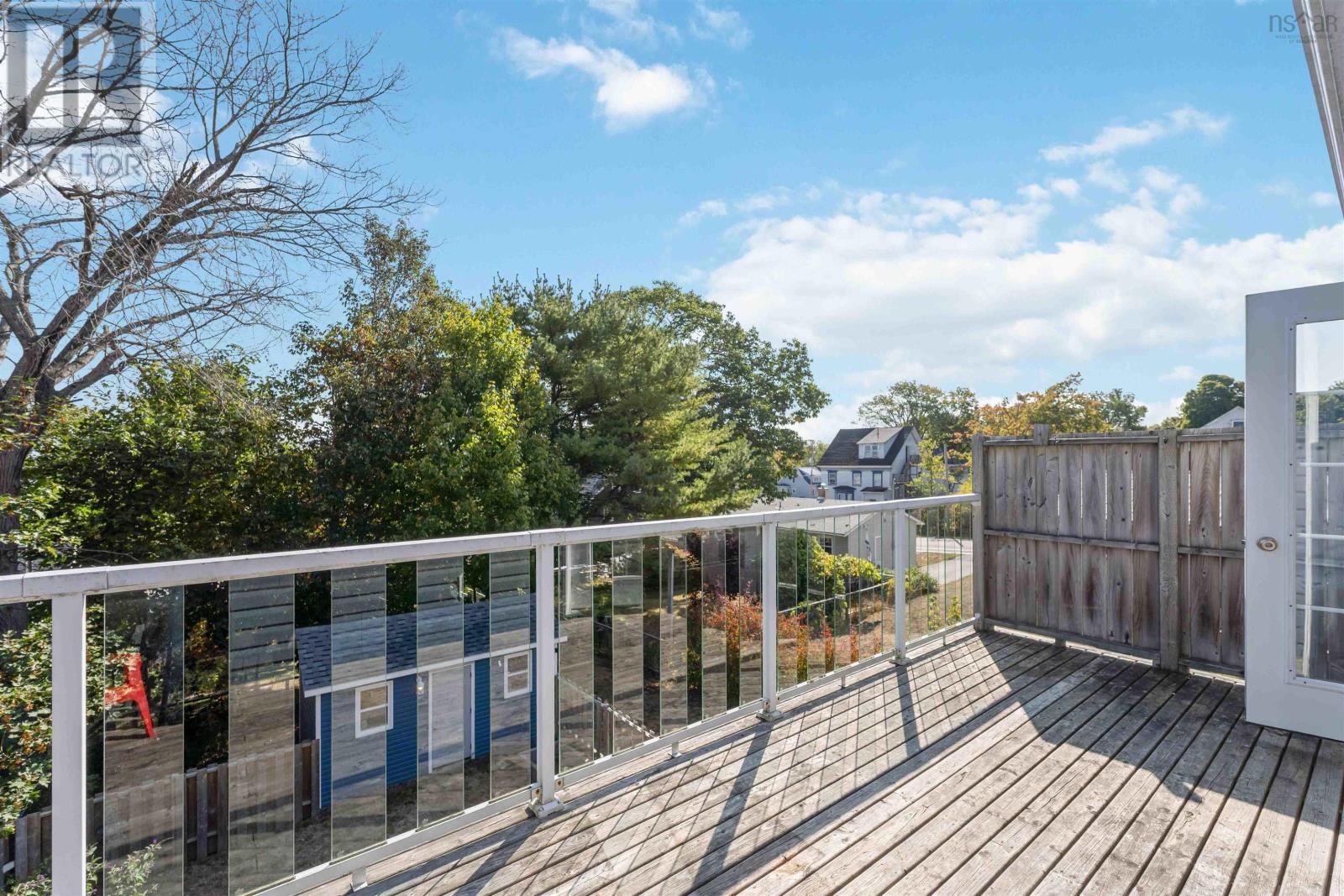 Property 9 of 36 of 106 Queen Street