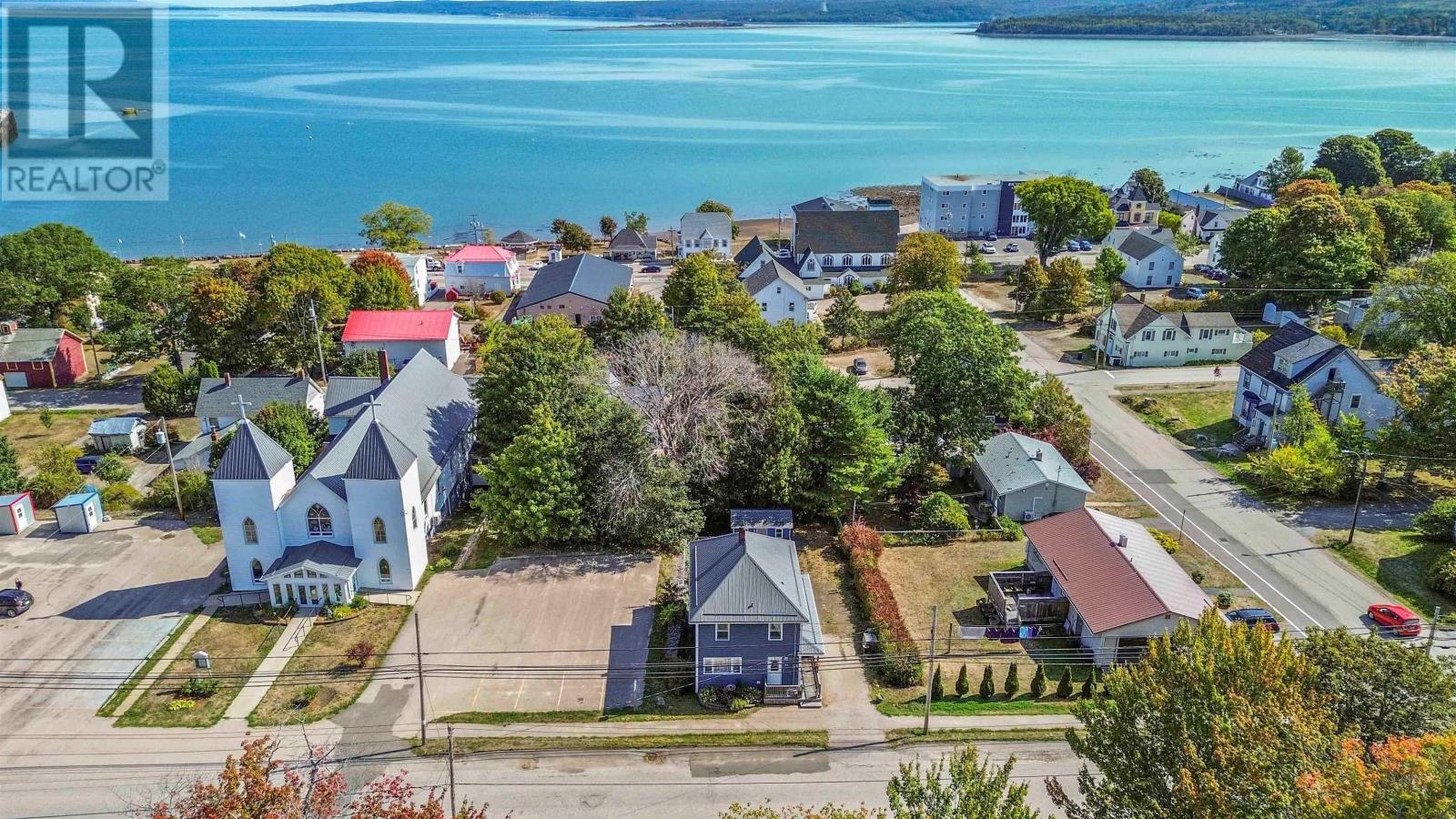 Property 18 of 36 of 106 Queen Street