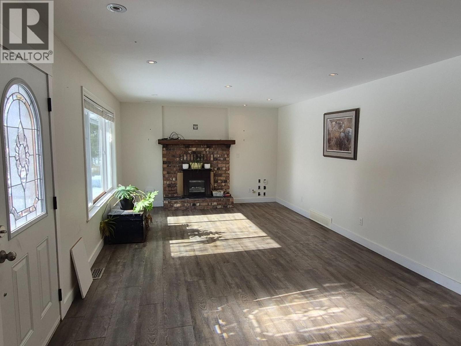 5010 MEADOWVIEW ROAD, Prince George