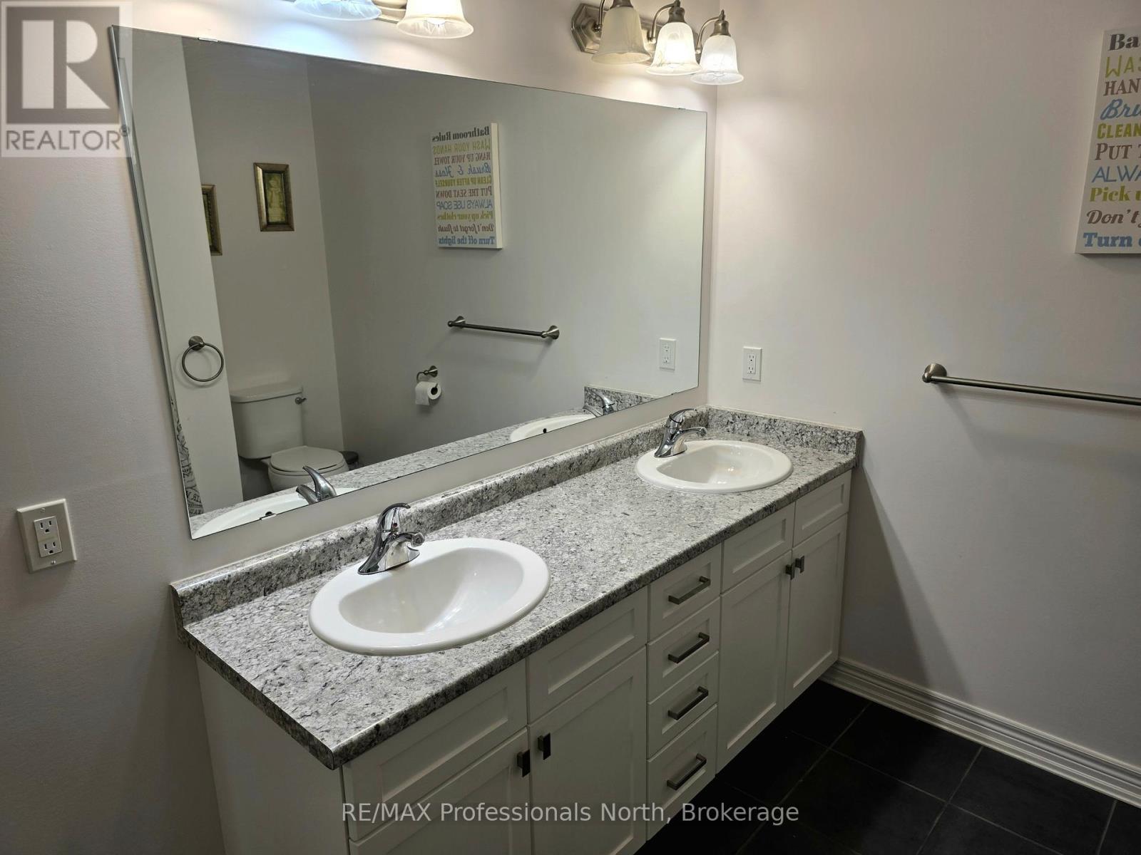 8 SPALDING CRESCENT, Huntsville (Chaffey), Ontario, P1H1C9 — Photo 27