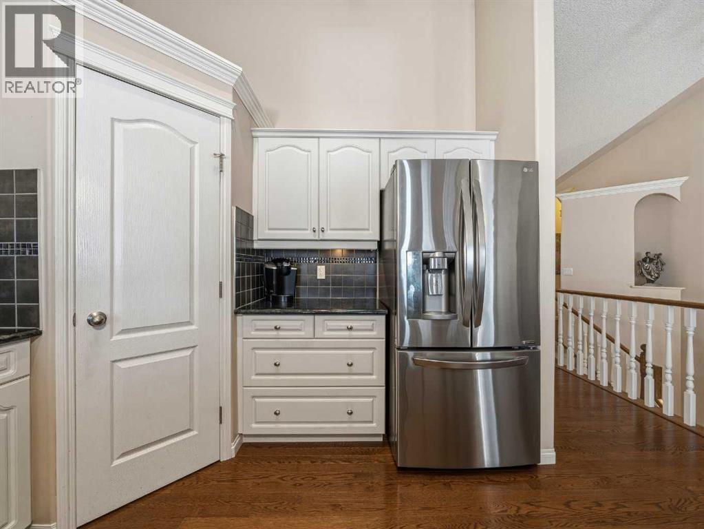 Single Family House for Sale in  Sierra Morena Landing SW Signal Hill Calgary 