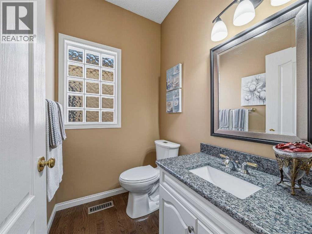 Single Family House for Sale in  Sierra Morena Landing SW Signal Hill Calgary 