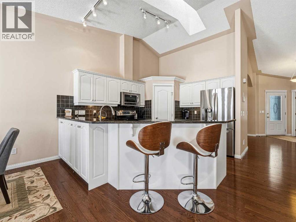 Single Family House for Sale in  Sierra Morena Landing SW Signal Hill Calgary 