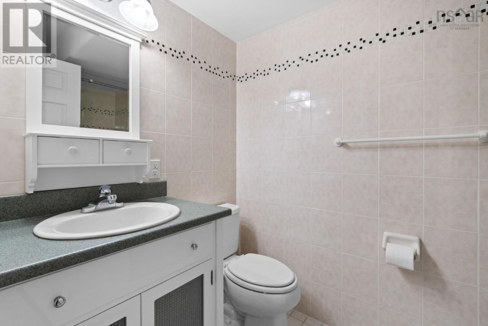 Property 35 of 49 of 52 Greenside Lane