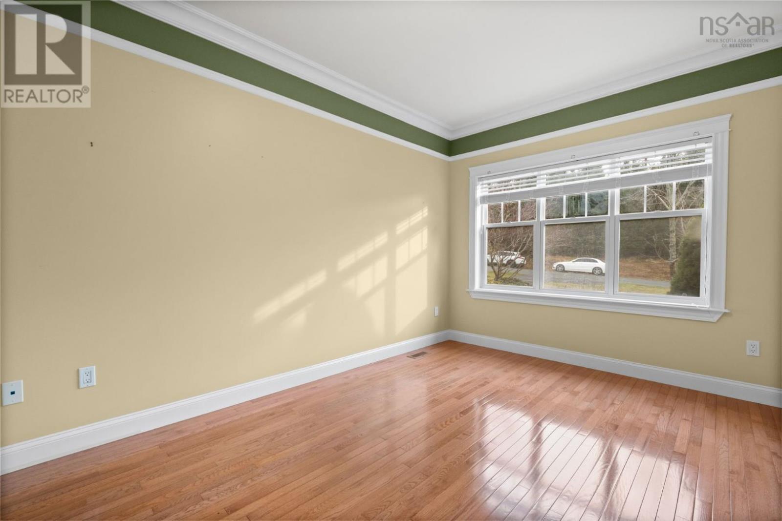 Property 21 of 49 of 52 Greenside Lane