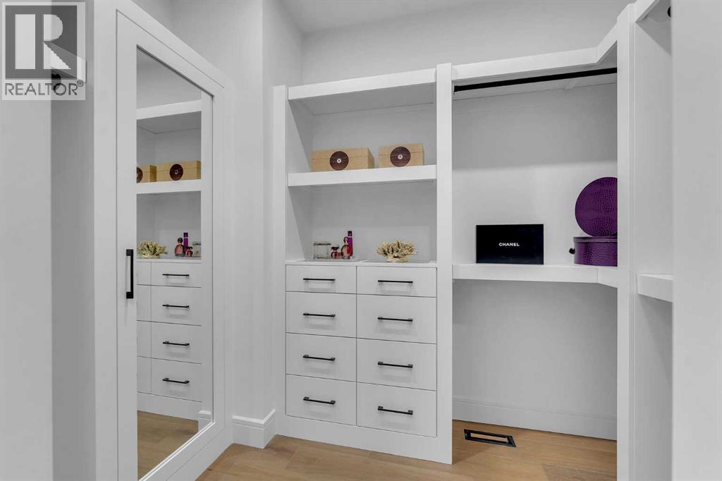 Single Family House for Sale in   Avenue NW Capitol Hill Calgary 