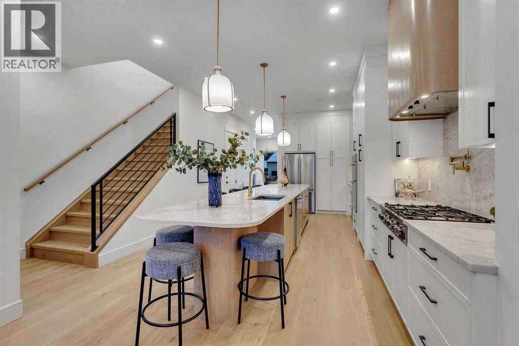 Single Family House for Sale in   Avenue NW Capitol Hill Calgary 